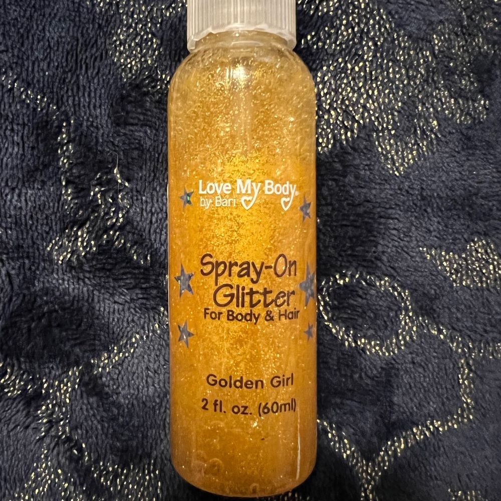Spray on body glitter